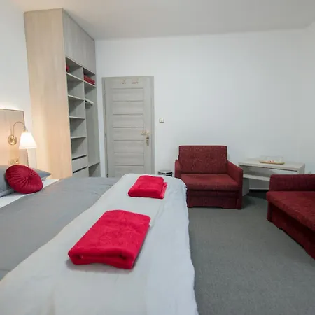 House Vypka בית נופש *